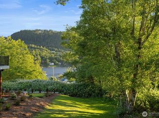 18158 Freedom Ln, Mount Vernon, WA 98274