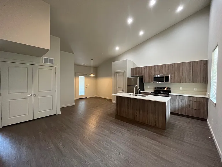 622 Fillmore St #306 — Photo 5