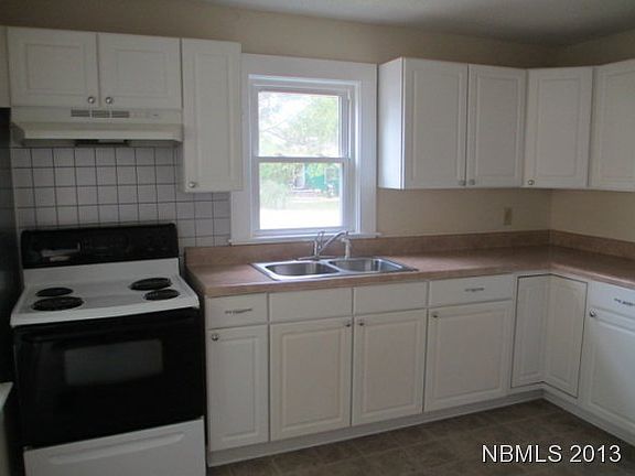 3rd image of 1307 Hazel Ave