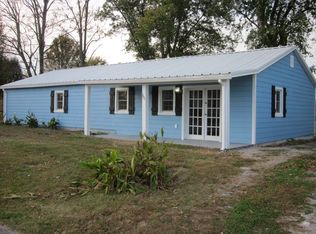 1421 Salem Rd, McMinnville, TN 37110