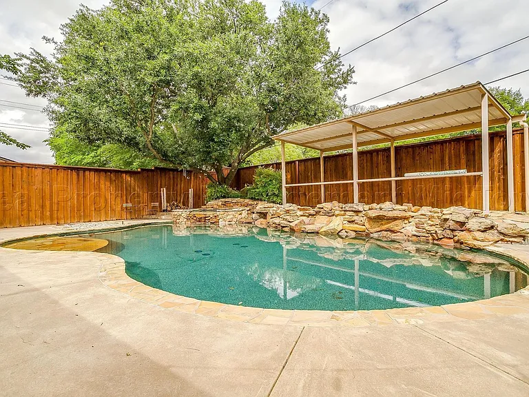 1813 Thomas Pl — Photo 35
