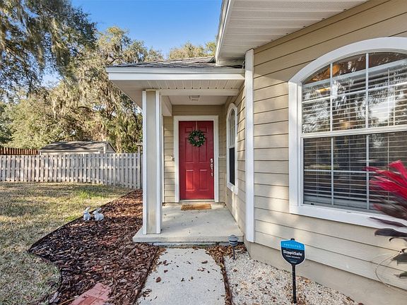 4th image of 2339 Bonnie Oaks Dr