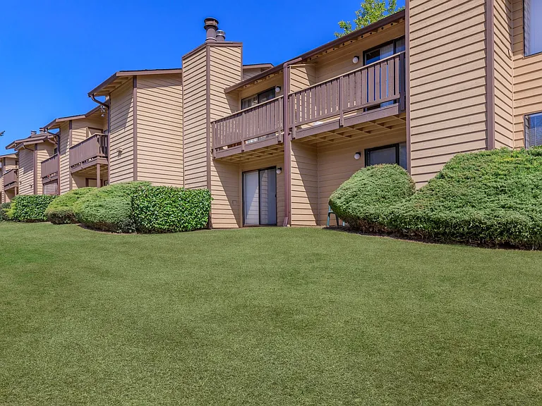 Autumn Ridge Apartments — Photo 5