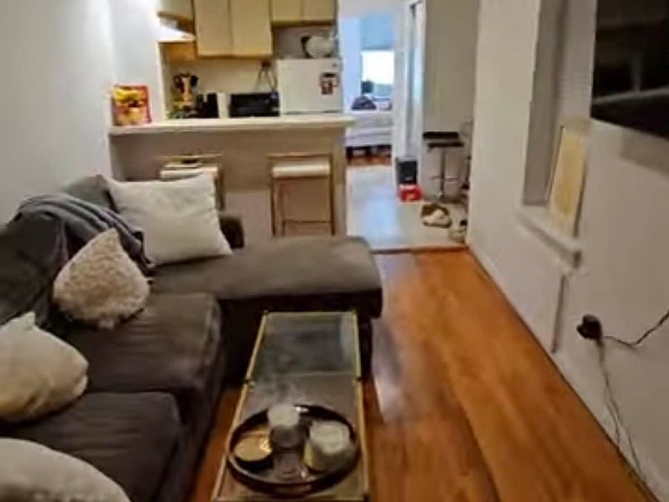 1st image of 417 3rd Ave APT 2B