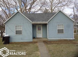 203 S 26th St, Denison, IA 51442