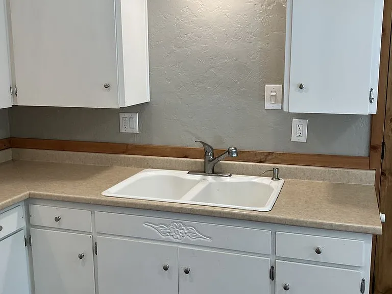 3864 Bartlett Dr SE — Photo 7
