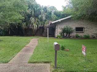 2219 Viola Dr, League City, TX 77573