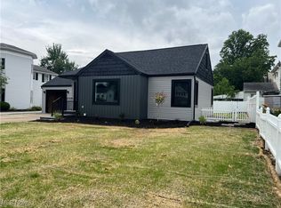 360 3rd St NW, New Philadelphia, OH 44663