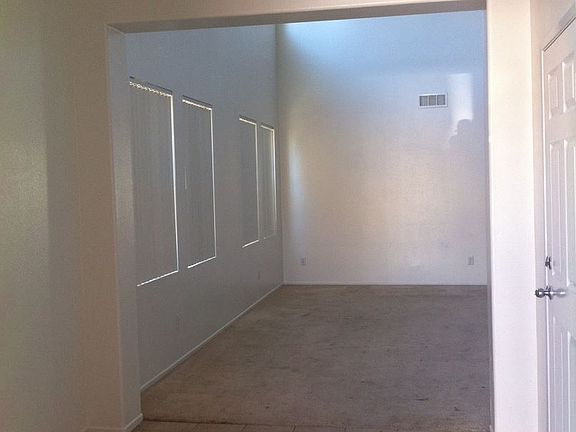 2nd image of 15045 Bluffside Ln