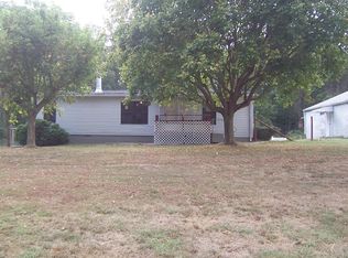 60 Judy St, Washington, WV 26181