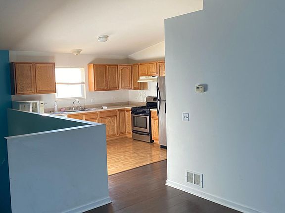 5th image of 402 Kenwood Dr