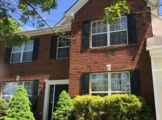 5 Daisy Ct, Plainsboro, NJ 08536