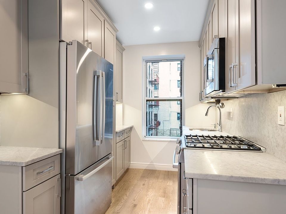 1st image of 624 W 207th St APT 21