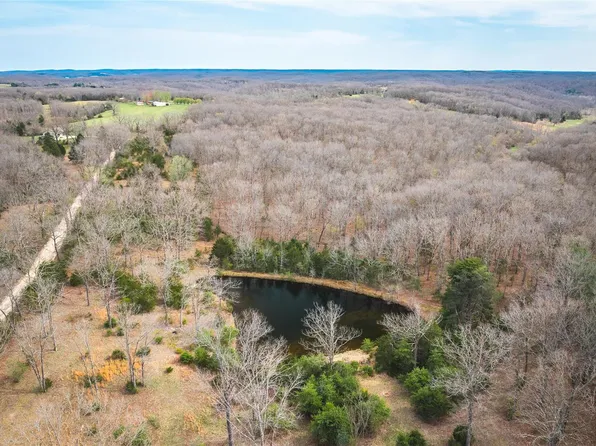 590 Plum Tree Rd, Bourbon, MO 65441