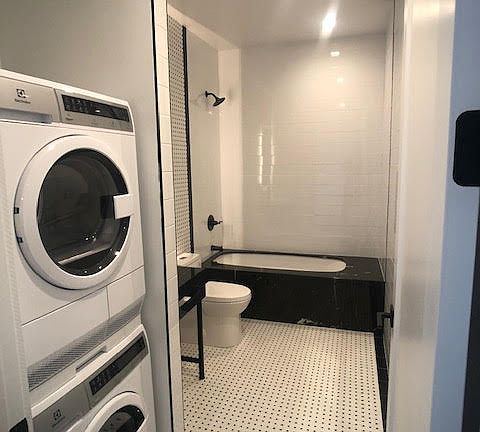 3rd image of 131 Alexander Ave #2B
