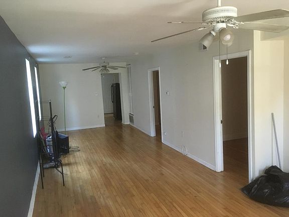 living room to W