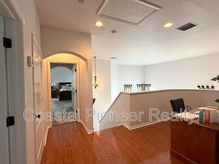 9524 Greenpointe Dr — Photo 39