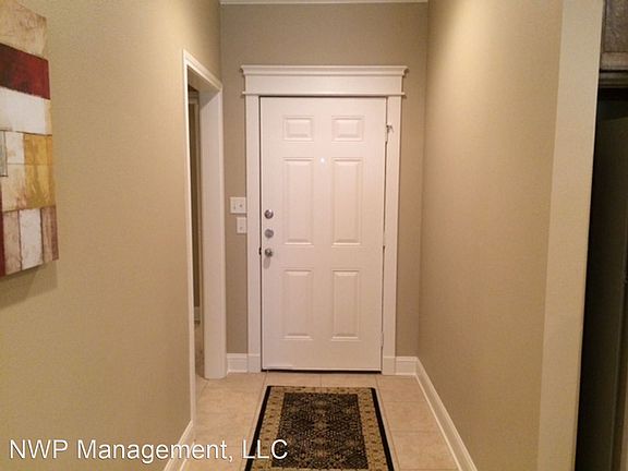 4th image of 9152 Shadow Oak Dr