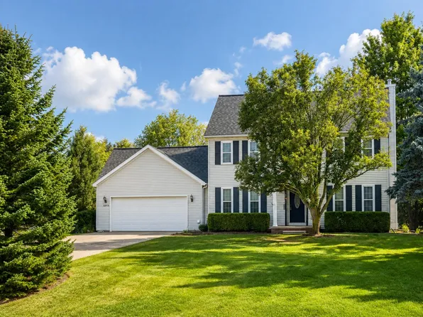 6884 Ralaric Dr, Dexter, MI 48130