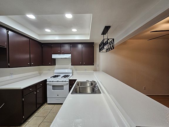 2nd image of 4135 Carol Dr #8