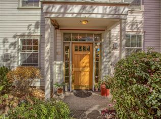 838 Park St, Ashland, OR 97520