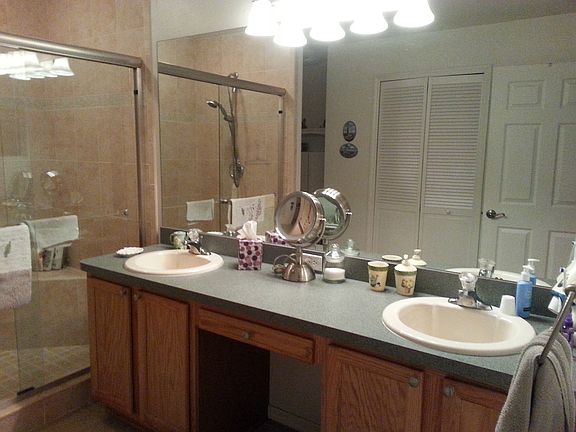Master bath w/ new shower