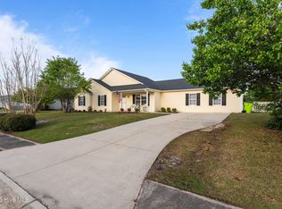 1004 Locust Ct, Havelock, NC 28532