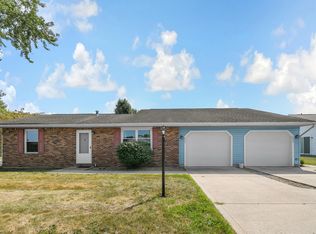657 E Crest Dr, Heath, OH