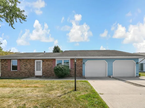 657 E Crest Dr, Heath, OH 43056