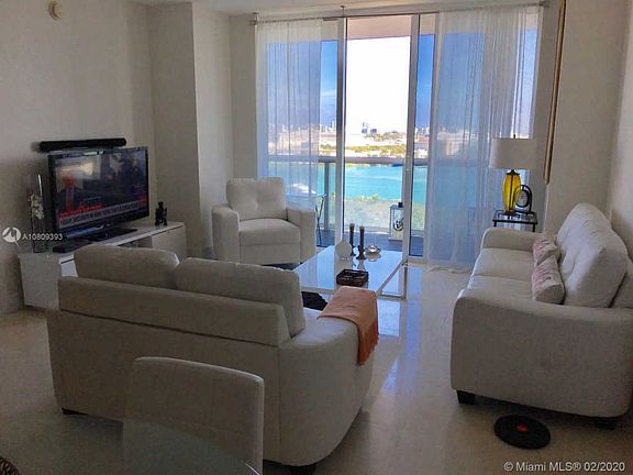 3rd image of 50 Biscayne Blvd APT 1706