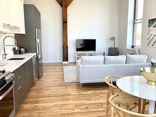 Rented by Corcoran | media 24