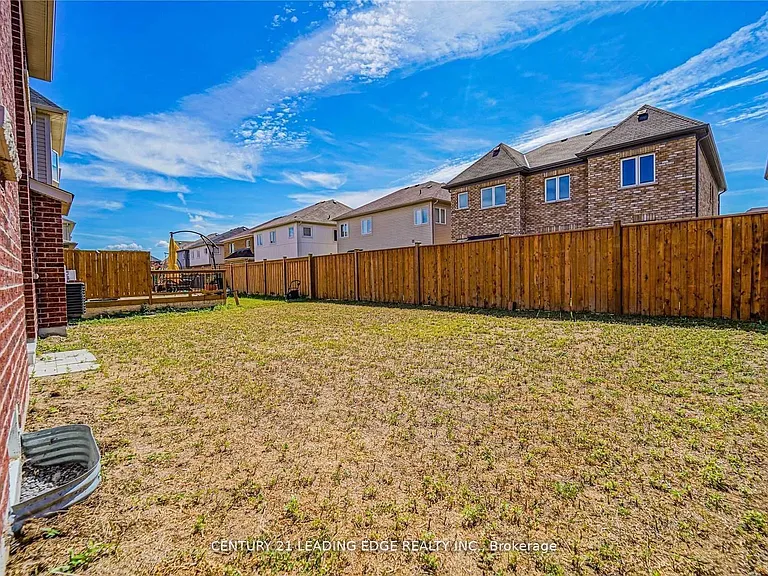 75 Henry Smith Ave — Photo 40