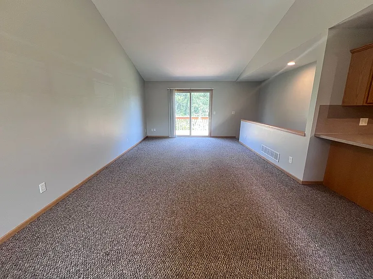 3739 Kinnrow Ct NW — Photo 8