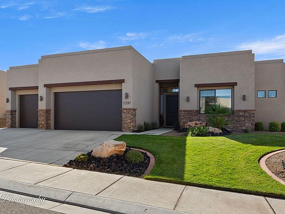 3rd image of 1397 W Pocket Mesa Dr