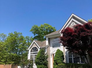 114 Sugarbush Ct, Toms River, NJ 08755