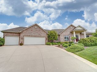 1725 Calais Rd, Fort Wayne, IN 46814