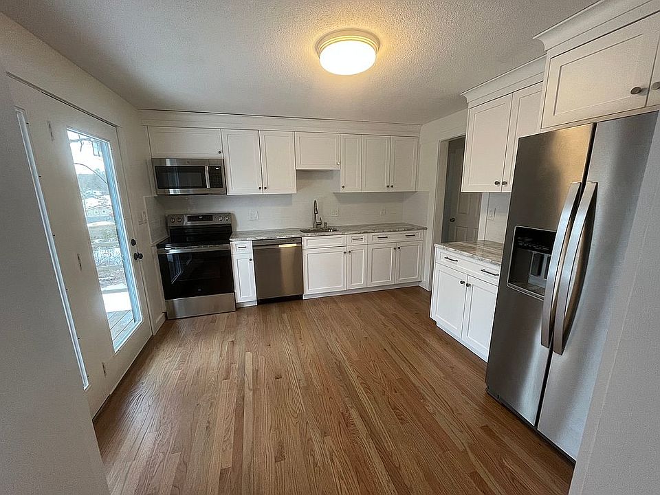 custom maple cabinets 