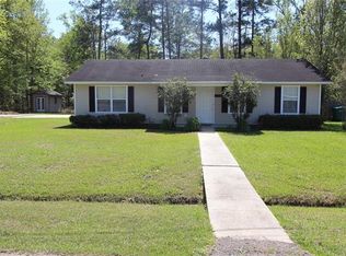 16044 J R Dr, Hammond, LA 70401