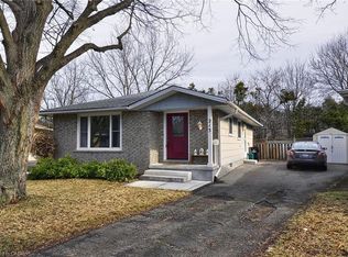 213 Park Ave, Cambridge, ON N1S2S5