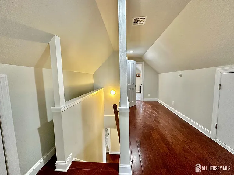 66 Atlantic St — Photo 20