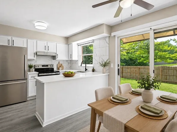 395-401 Huber Village Blvd, Westerville, OH 43081