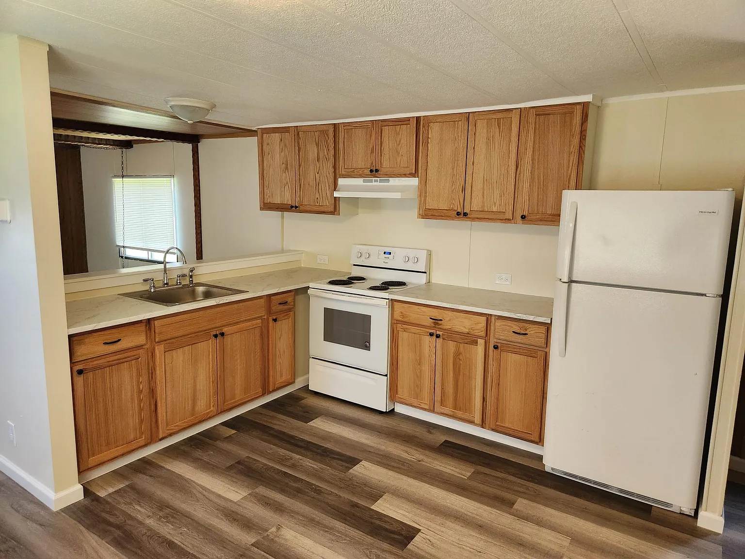 1103 Andrea Dawn Ln — Photo 3