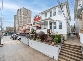 3071 Middletown Rd, Bronx, NY 10461