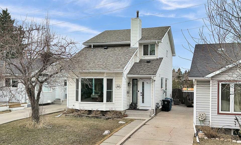 1st image of 44 S Strathclair Rise SW