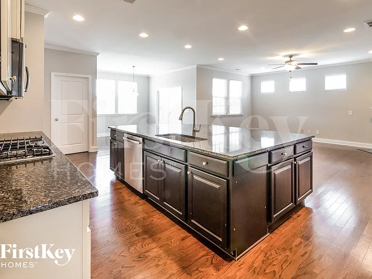 106 Yaupon Holly Cir — Photo 7