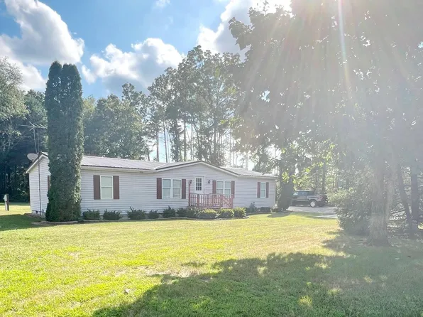 11710 County Road 4, Middlebury, IN 46540