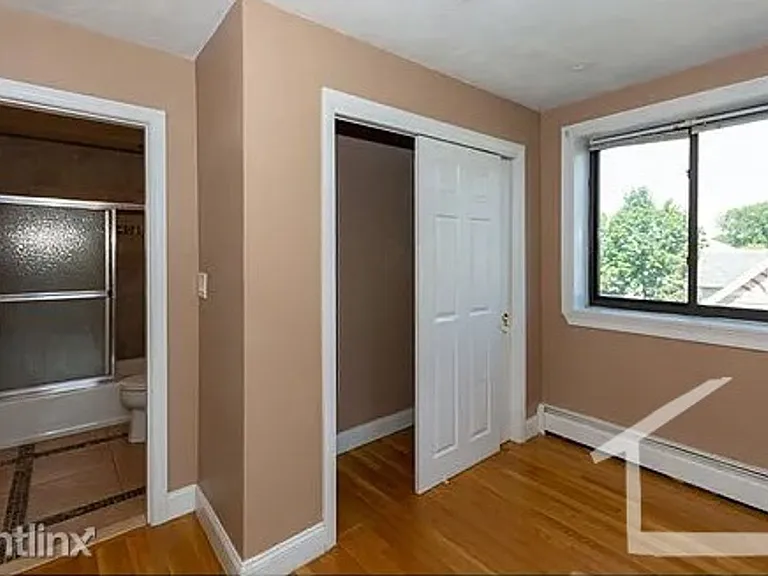 45 Gardner St #14 — Photo 5