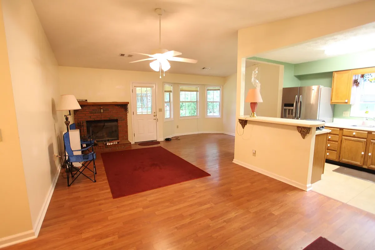 Building Photo - 795 Cornstalk Cir