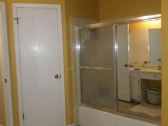 4th image of 1428 Wedgewood St