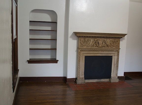 3rd image of 715-715 S Woodlawn Ave